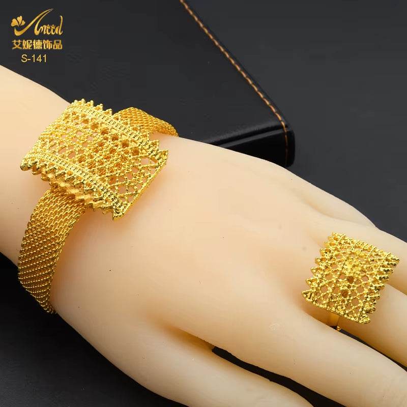 Indian Jewellery Luxury Necklace Jewelry Sets for Women Dubai Gold Color African Arabic Wedding Bridal Collection Sets Earring