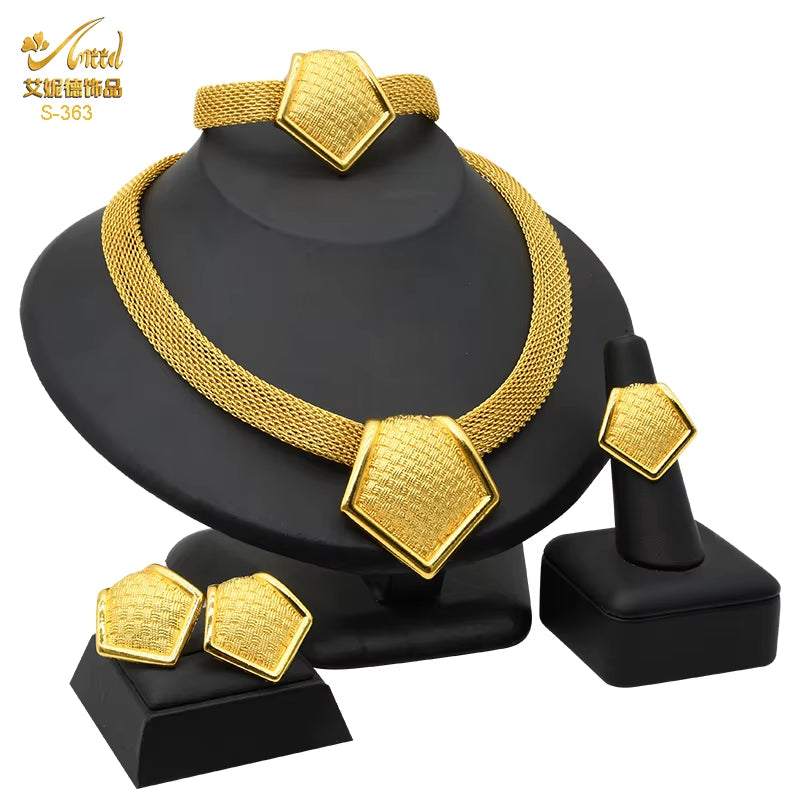 Indian Jewellery Luxury Necklace Jewelry Sets for Women Dubai Gold Color African Arabic Wedding Bridal Collection Sets Earring