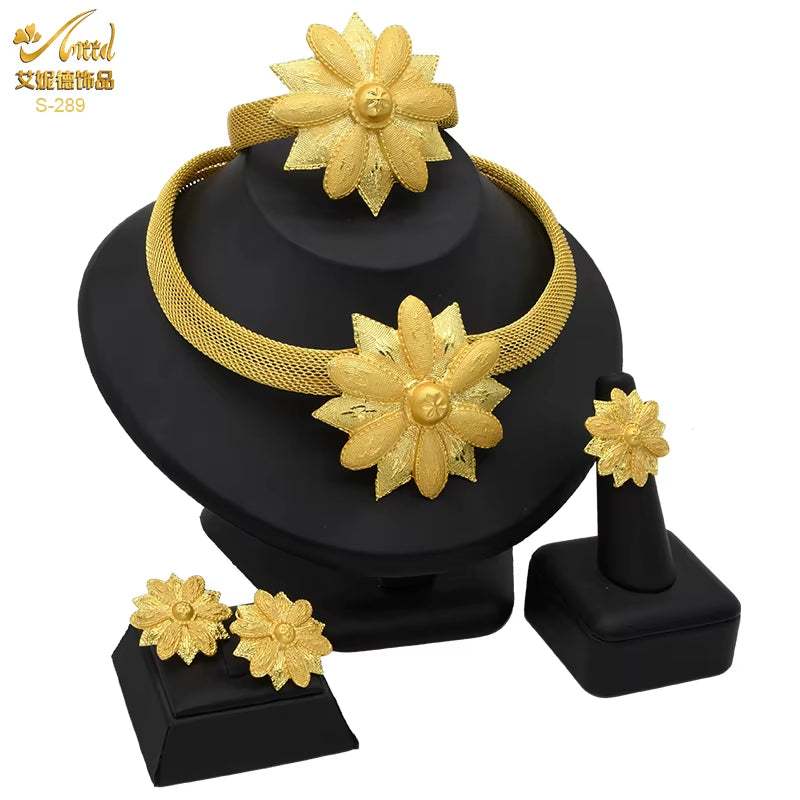 Indian Jewellery Luxury Necklace Jewelry Sets for Women Dubai Gold Color African Arabic Wedding Bridal Collection Sets Earring