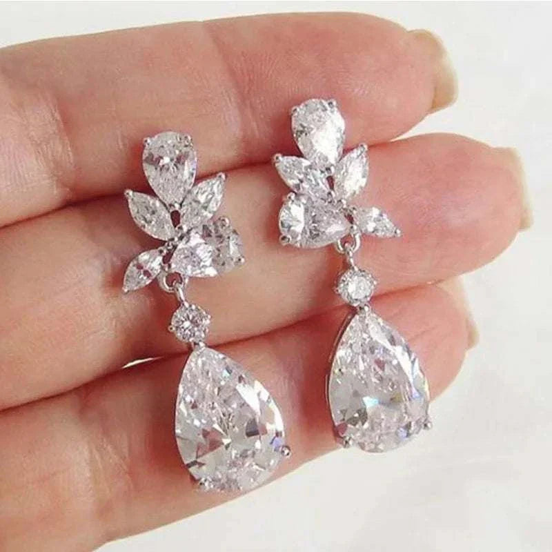 Crystal Drop Earrings with Bling Bling Cubic Zirconia Temperament Women Earrings High Quality Silver Color Trendy Jewelry