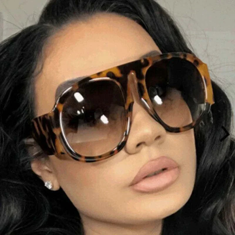 Gradient Lens Pilot Women Sunglasses Oversized Fashion Brand Big Frame Transparent Sunglasses Woman 2021 Clear Shades Eyewear