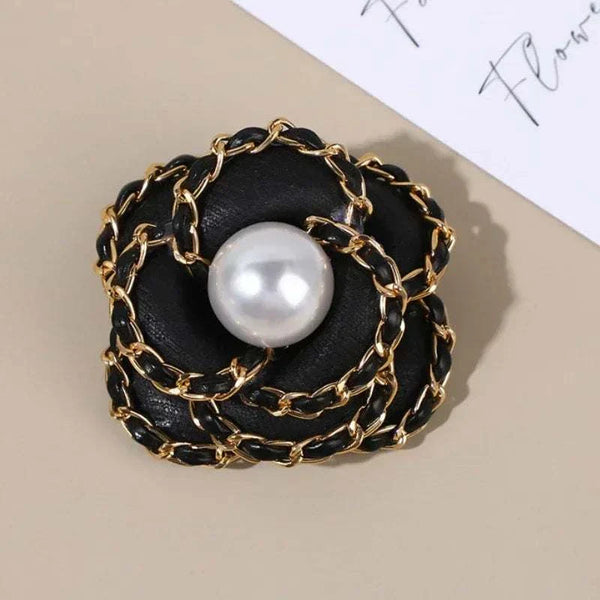 Korean Fashion Fabric Camellia Pearl Brooches for Women Elegant Flowers Corsage Lapel Pins Wedding Party Badge Accessories