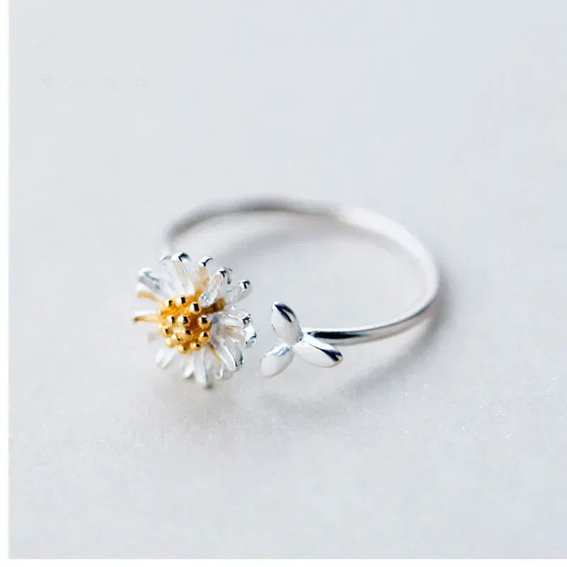 Delicate silver ring with white and gold flower design pink romantic flower rings