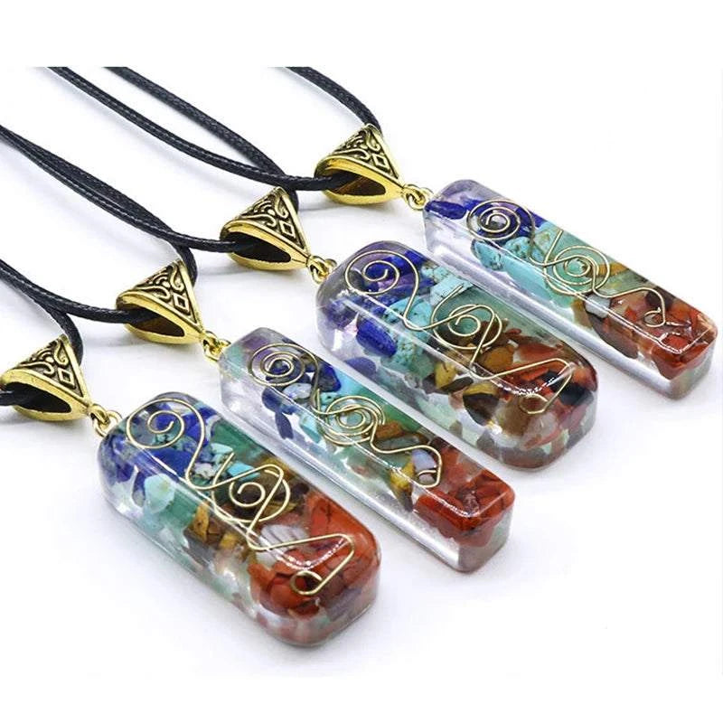 Colorful Gravel Necklace Natural Stone Resin Pendants Chakra Healing Chip Crystal Agate Stone Charms for Jewelry Making Necklace