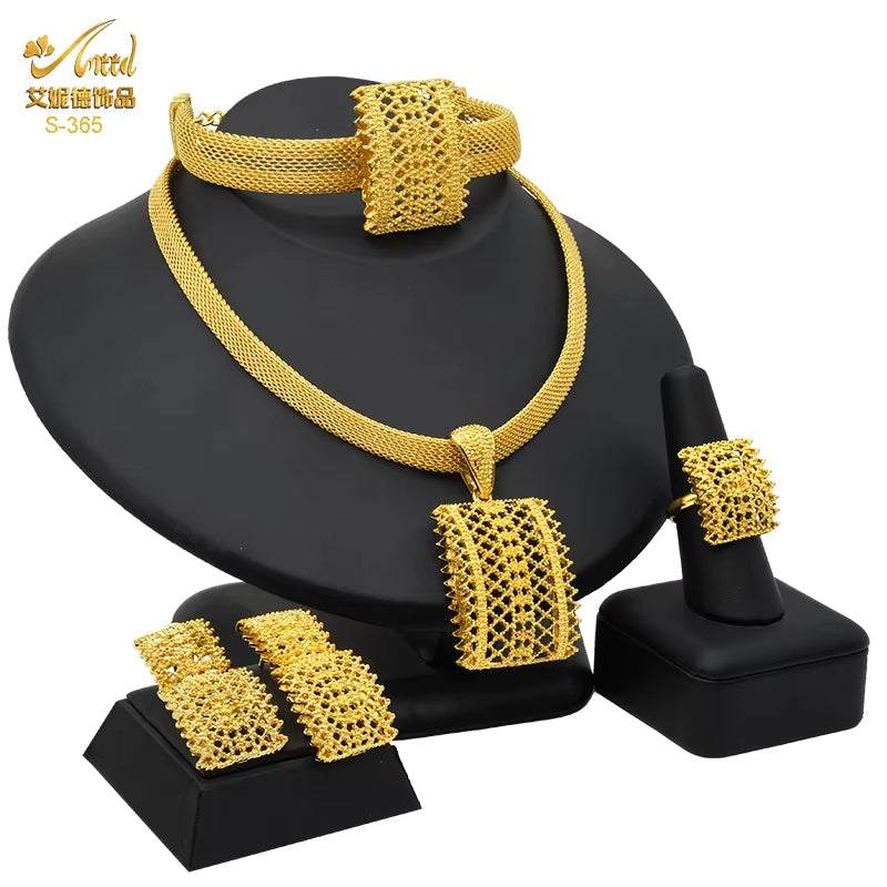 Indian Jewellery Luxury Necklace Jewelry Sets for Women Dubai Gold Color African Arabic Wedding Bridal Collection Sets Earring